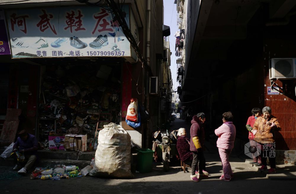 生活在南昌“城中村”