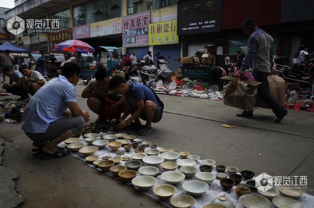 每周一凌晨3点整开市 瓷都景德镇有个这样的“鬼市”