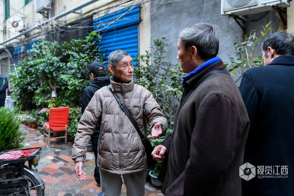 只为在未来“听”见过去  南昌年近八旬老者自建“老时光博物馆”