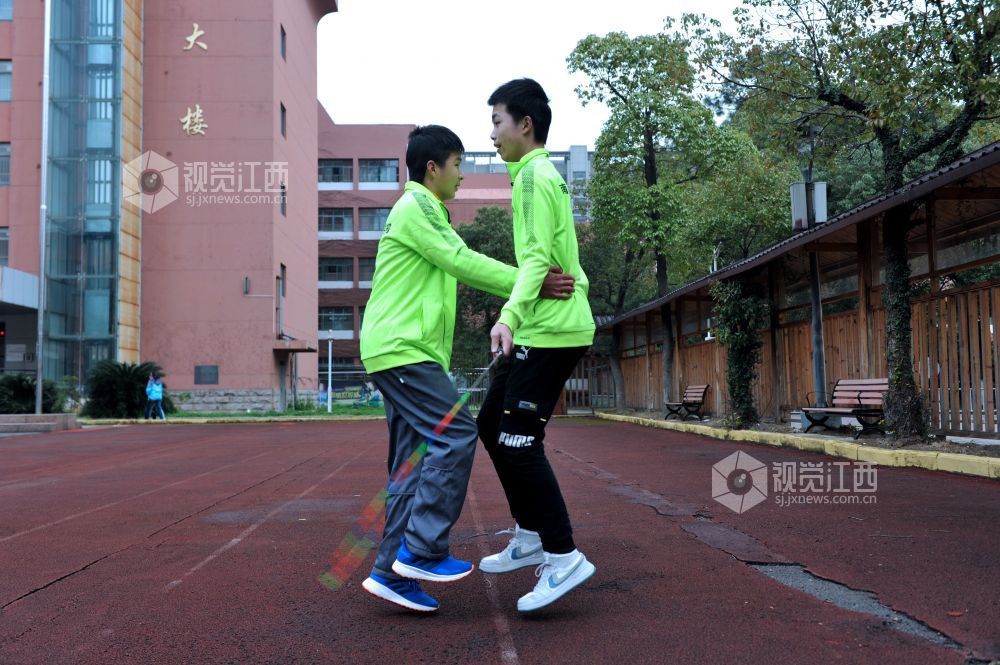 心向光芒 “跳”出希望——南昌市盲童学校光明行跳绳队