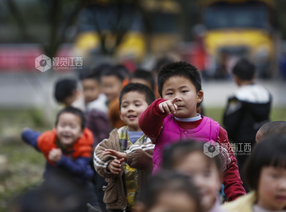 2021年3月17日，江西省分宜县洋江中心幼儿园内?；ㄕ婪拧? bigimg=