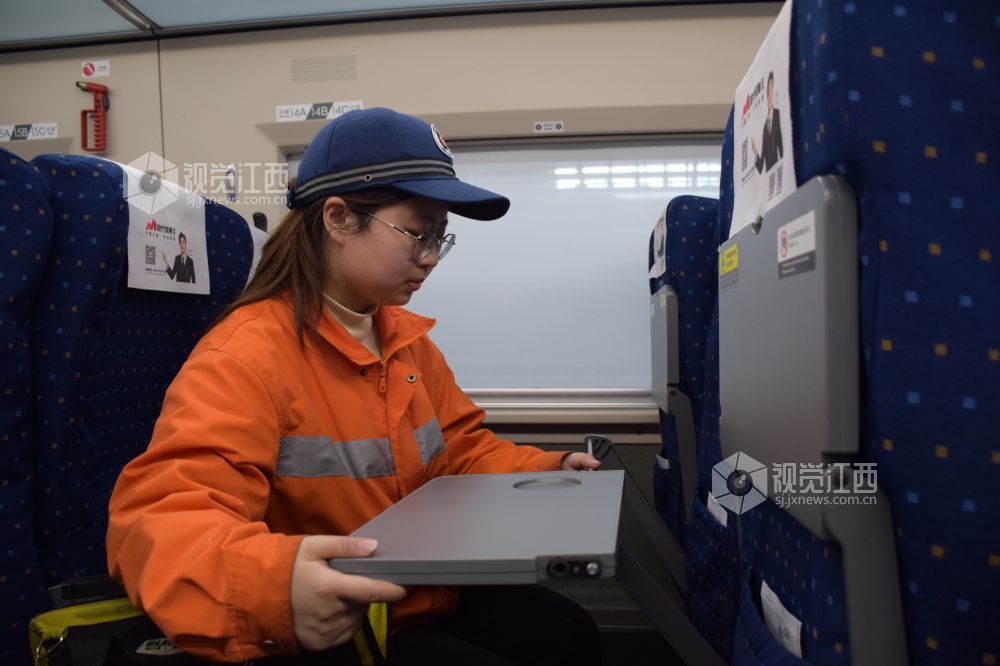 【巾帼建功“赣”出精彩】女子动车组机械师为动车健康护航